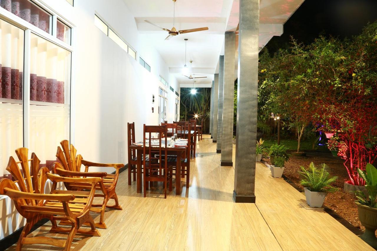 Dearly Holiday Home And Safari Tissamaharama Exterior foto