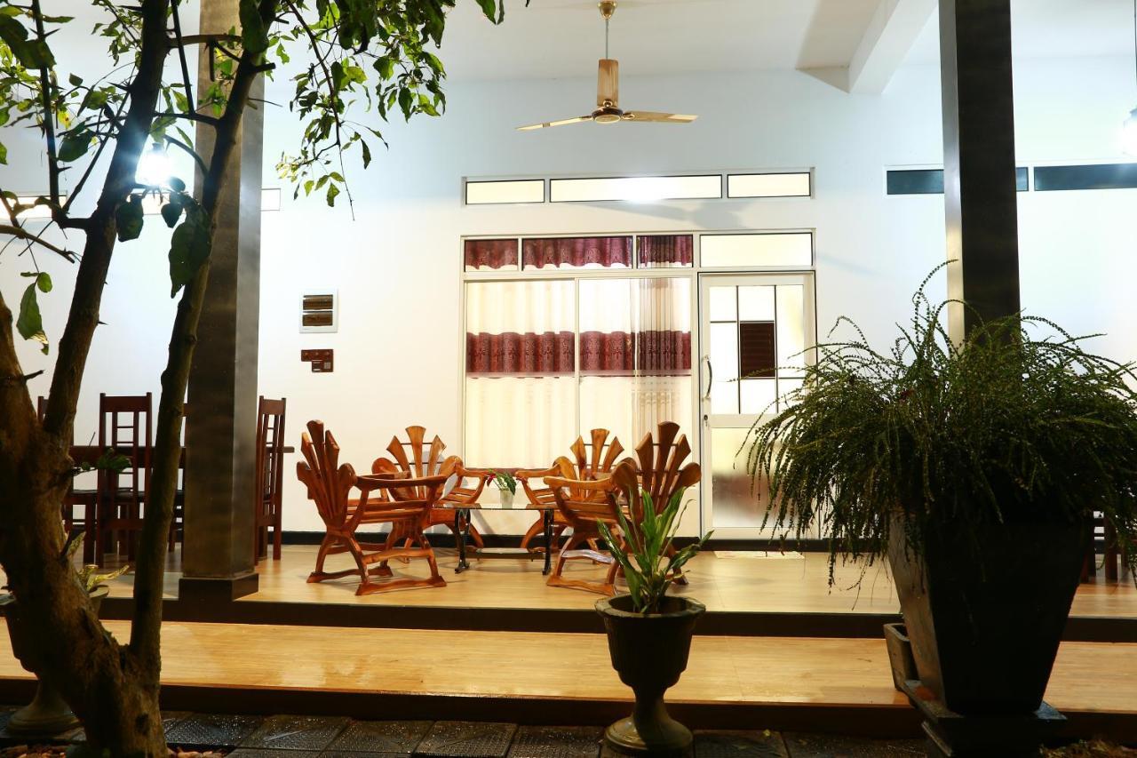 Dearly Holiday Home And Safari Tissamaharama Exterior foto