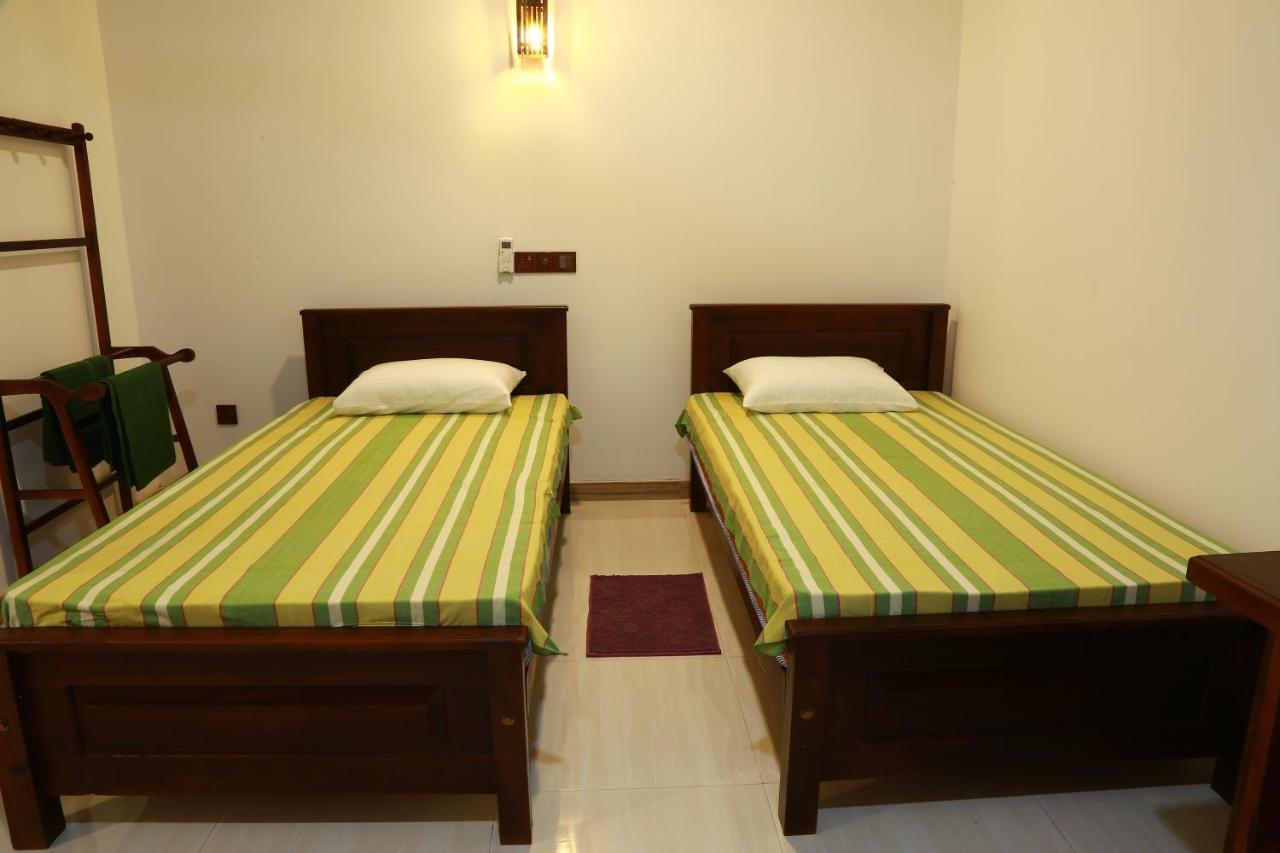 Dearly Holiday Home And Safari Tissamaharama Exterior foto
