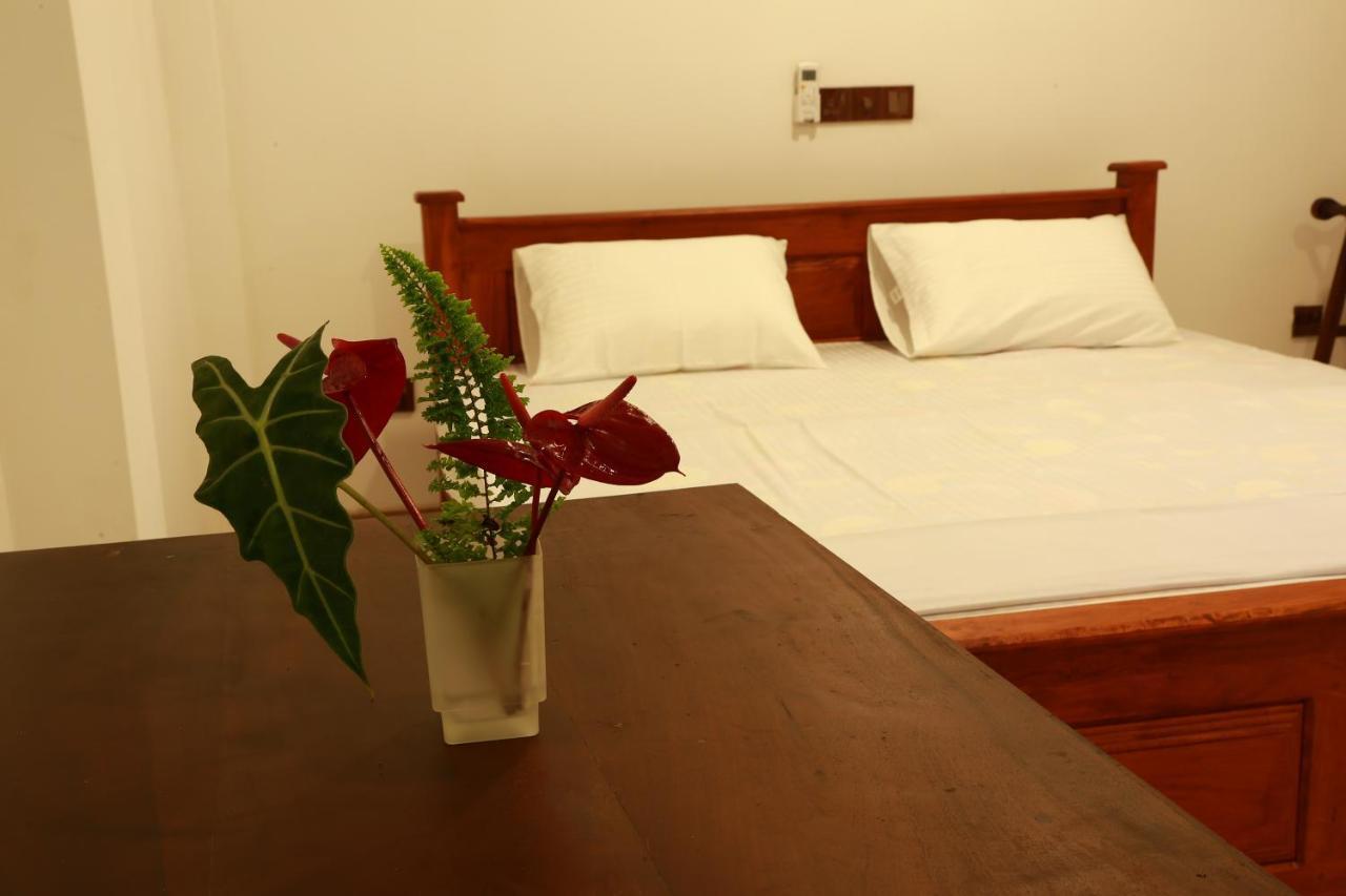 Dearly Holiday Home And Safari Tissamaharama Exterior foto